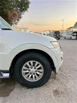 ميتسوبيشي باجيرو